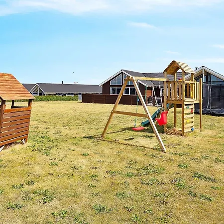 18 Person In Tatil Evi